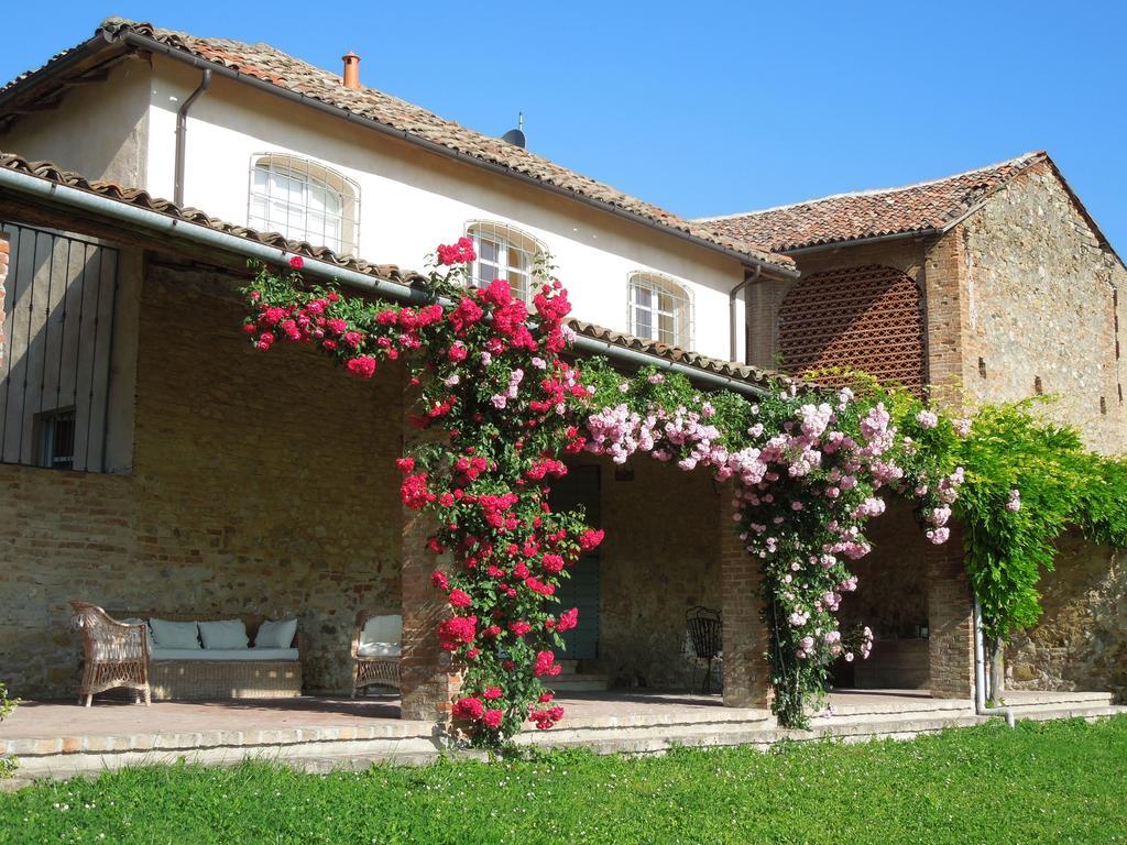 مبيت وإفطار Alfiano Natta Casa Rovelli المظهر الخارجي الصورة